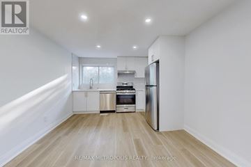 Toronto (Humber Summit) fourplex for rent - UPPER - 85 PRIMULA CRESCENT Upper