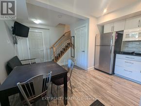 Ottawa duplex for rent - B - 222 BLACKBURN AVENUE B