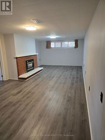 Toronto (Newtonbrook East) apartment for rent - 11 BOWERBANK DRIVE