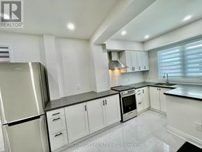 Toronto (Corso Italia-Davenport) apartment for rent - MAIN - 20 ST CLAIR GARDENS Main