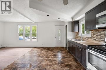 Windsor apartment for rent - A kitchen with a brown floor and a white ceiling.