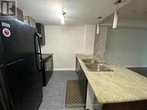 Toronto (Bendale) condo for rent - 1809 - 25 TOWN CENTRE COURT 1809