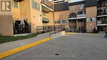 Toronto (Morningside) townhouse for rent - 2096 - 100 MORNELLE COURT 2096