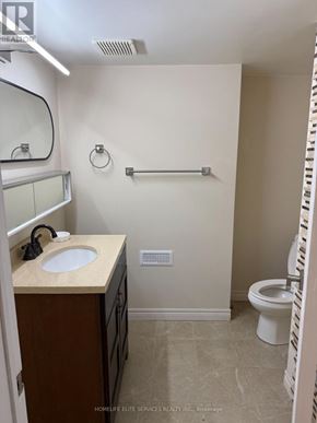 Whitby (Pringle Creek) apartment for rent - 32 HEAVER DRIVE