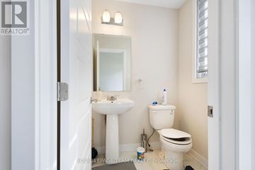 Ottawa apartment for rent - 1007 SHOWMAN STREET