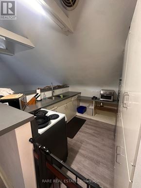 Toronto (Yonge-St. Clair) apartment for rent - 3 - 737 AVENUE ROAD 3