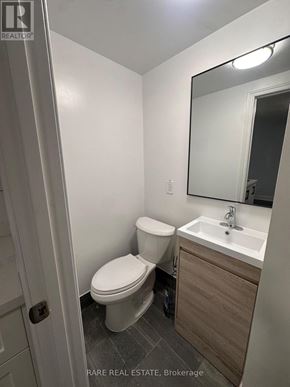 Toronto (Casa Loma) multi-family for rent - 6 - 130 MACPHERSON AVENUE 6