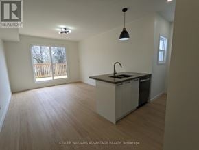 Toronto (The Beaches) triplex for rent - UPPER - 113 WOODBINE AVENUE upper