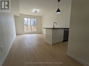 Toronto (The Beaches) triplex for rent - UPPER - 113 WOODBINE AVENUE upper