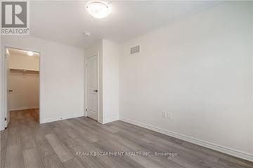 Hamilton (Ancaster) townhouse for rent - 39 - 305 GARNER ROAD 39