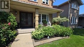 Oakville (Br Bronte) apartment for rent - 281 MISSISSAGA STREET