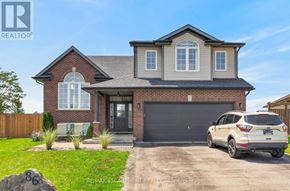 West Lincoln (Smithville) apartment for rent - A house with a car parked in front of it.