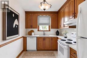 Toronto (Danforth) apartment for rent - 210 DONLANDS AVENUE