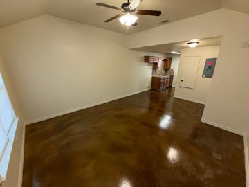 Temple triplex for rent - 1307 South 10th