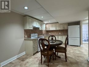 Vaughan (Beverley Glen) apartment for rent - 33 HAMMERSTONE CRESCENT