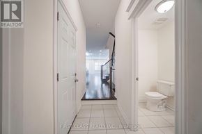 Richmond Hill (Oak Ridges Lake Wilcox) townhouse for rent - 11 TWINFLOWER LANE