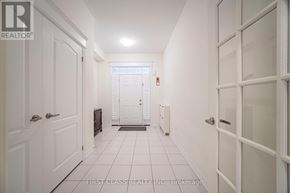 Richmond Hill (Oak Ridges Lake Wilcox) townhouse for rent - 11 TWINFLOWER LANE
