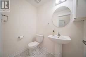 Richmond Hill (Oak Ridges Lake Wilcox) townhouse for rent - 11 TWINFLOWER LANE