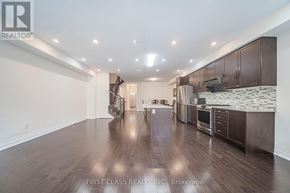 Richmond Hill (Oak Ridges Lake Wilcox) townhouse for rent - 11 TWINFLOWER LANE