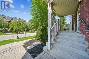 Mississauga (Cooksville) townhouse for rent - A front porch with steps leading to a door.