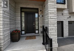Richmond Hill (Rouge Woods) townhouse for rent - 10 WILLIAM ADAMS LANE