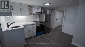 Burlington (Brant) triplex for rent - BSMNT - 2177 LAKESHORE ROAD BSMNT