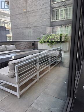 Toronto (Waterfront Communities) condo for rent - 1612 - 111 BATHURST STREET 1612