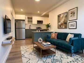 Chilliwack apartment for rent - 2 Bed 9452 FLETCHER STREET, Chilliwack Proper East