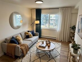 Chilliwack apartment for rent - 2 Bed 9452 FLETCHER STREET, Chilliwack Proper East
