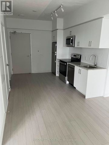 Toronto (Humber Heights) condo for rent - 1707 - 4010 EGLINTON AVENUE W 1707