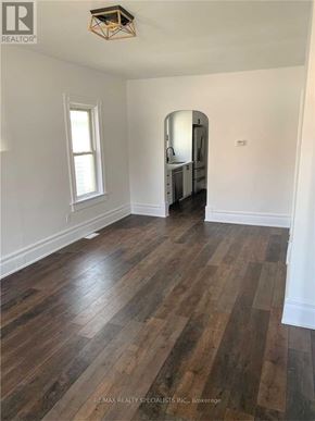 St. Catharines (E. Chester) apartment for rent - 12 PAGE STREET