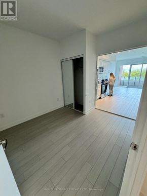 Toronto (Humber Heights) condo for rent - 425 - 4010 EGLINTON AVENUE 425