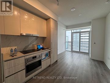 Vaughan (Vaughan Corporate Centre) condo for rent - 4001 - 225 COMMERCE STREET E 4001