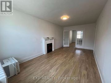 Toronto (Wychwood) multi-family for rent - 6 - 102 GREENSIDES AVENUE 6