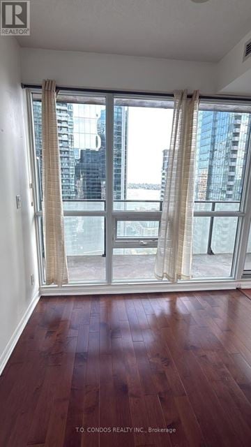 Toronto (Waterfront Communities) condo for rent - 3010 - 55 BREMNER BOULEVARD 3010