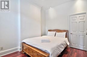 Toronto (Church-Yonge Corridor) townhouse for rent - 126 MCGILL STREET