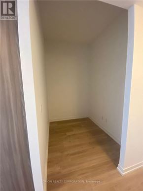 Mississauga (Central Erin Mills) condo for rent - 1421 - 2520 EGLINTON AVENUE W 1421