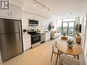 Toronto (Humber Heights) condo for rent - 811 - 4010 EGLINTON AVENUE W 811