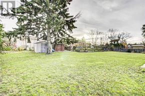 Hamilton (Corman) apartment for rent - MAIN - 33 GARVEY CRESCENT MAIN