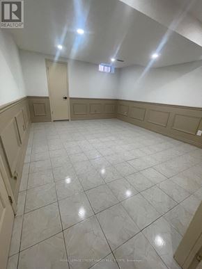 Vaughan (West Woodbridge) apartment for rent - 34 JACANA STREET