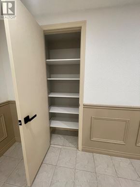 Vaughan (West Woodbridge) apartment for rent - 34 JACANA STREET