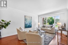Markham (German Mills) townhouse for rent - A living room with a painting on the wall and a couch.