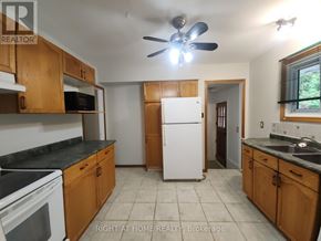 Springwater (Midhurst) apartment for rent - 1023 CARSON ROAD
