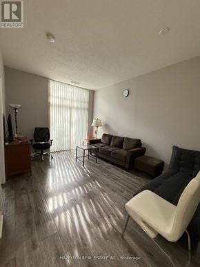 Toronto (Lansing-Westgate) condo for rent - 105 - 153 BEECROFT ROAD 105