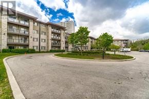 Mississauga (Mississauga Valleys) condo for rent - 119 - 570 LOLITA GARDENS 119