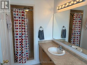 Wasaga Beach apartment for rent - 71 MEADOWLARK BOULEVARD