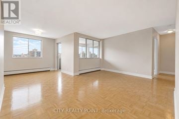 Toronto (Yonge-St. Clair) condo for rent - 1002 - 9 DEER PARK CRESCENT 1002