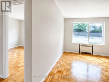 Toronto (Yonge-Eglinton) condo for rent - 209 - 990 AVENUE ROAD 209