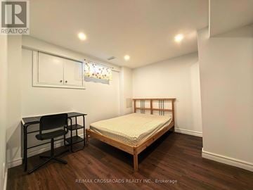 Toronto (Moss Park) townhouse for rent - BSMT - 278 SHUTER STREET Bsmt
