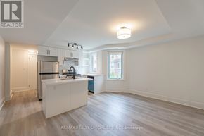 Toronto (Wychwood) triplex for rent - 3 - 82 MARCHMOUNT ROAD 3